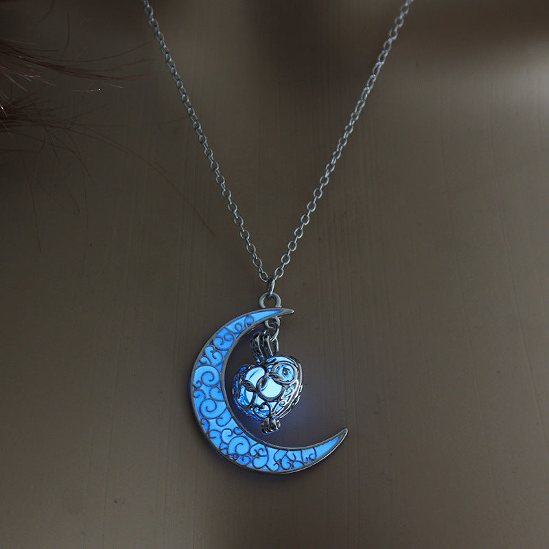 Glitter love chain