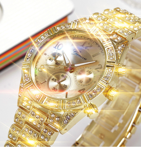 Luxury Analog Quartz Crystal Watch